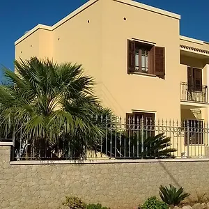 Terrazza Sul Golfo Di Casa vacanze Castelluzzo